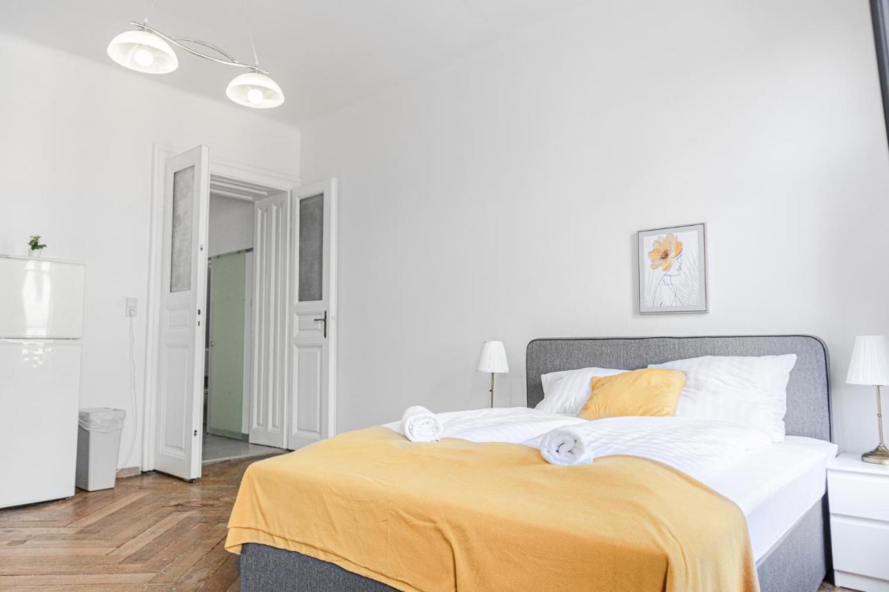 Cozy 2Br Apt. Near Akh Hospital-Ideal For Longstay Vienna Exterior photo